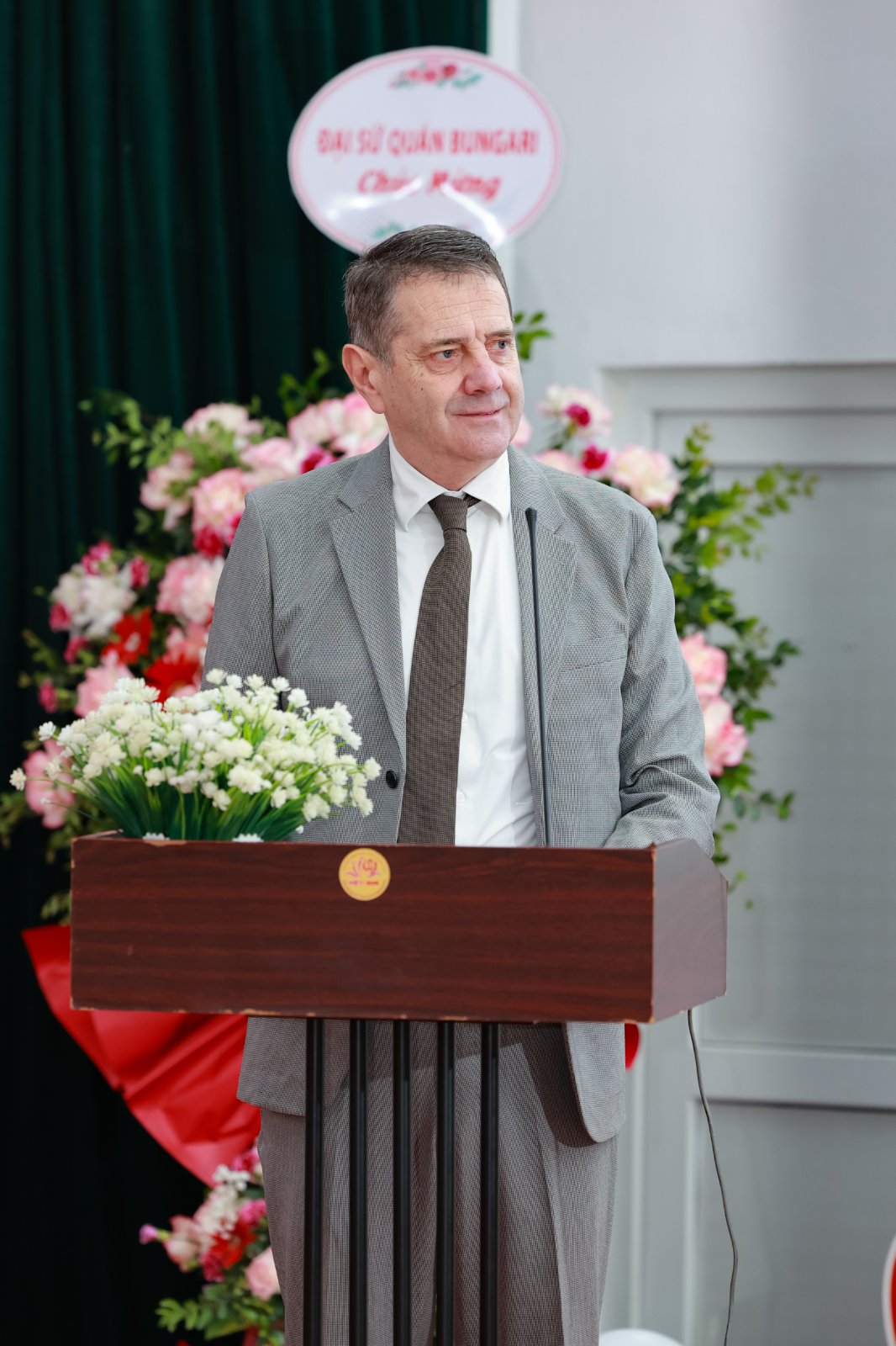 ТЪРЖЕСТВО ПО СЛУЧАЙ КРАЯ НА УЧЕБНАТА ГОДИНА
